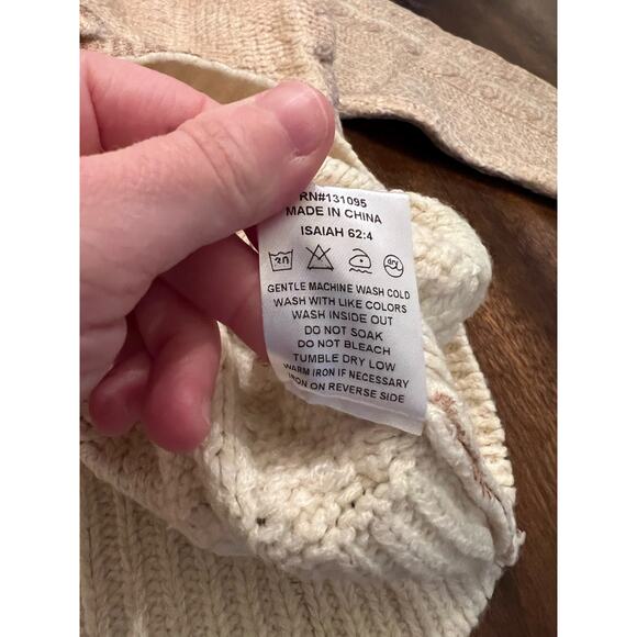 NWT Beulah Style Brielle Champagne Cable Knit Gold Metallic Cardigan Size All - Picture 11 of 14